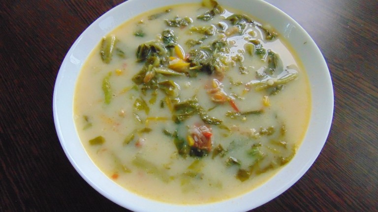 Ciorbă de salată verde