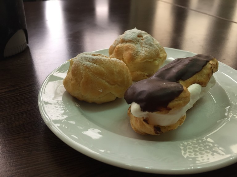 Choix a la creme și ecler